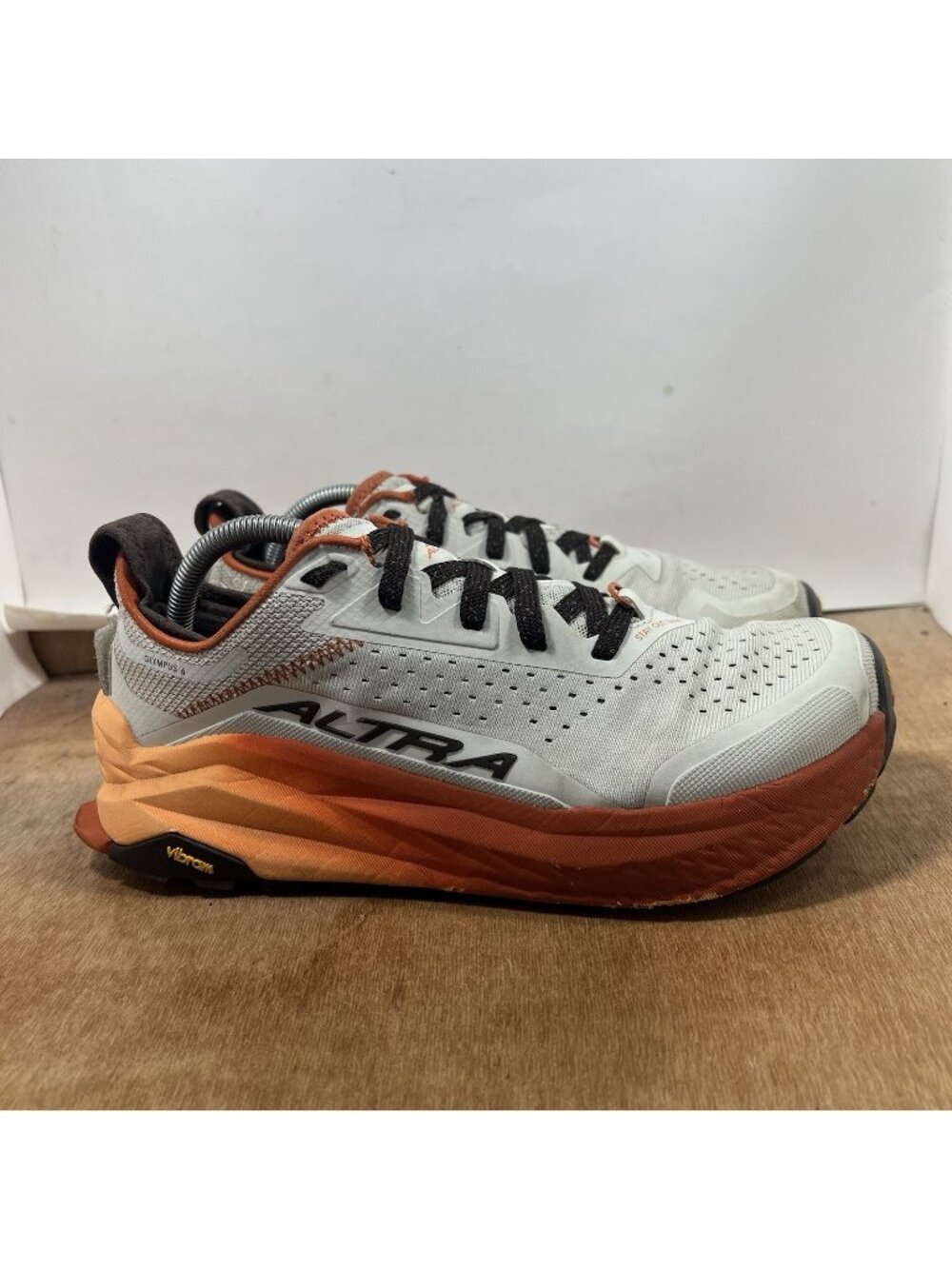 Altra Olympus 6 Mens Size 9.5 Gray Orange Athletic Running Walking Shoes